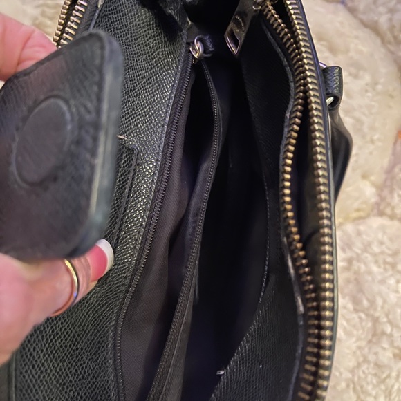 Coach - Picture 6 of 11